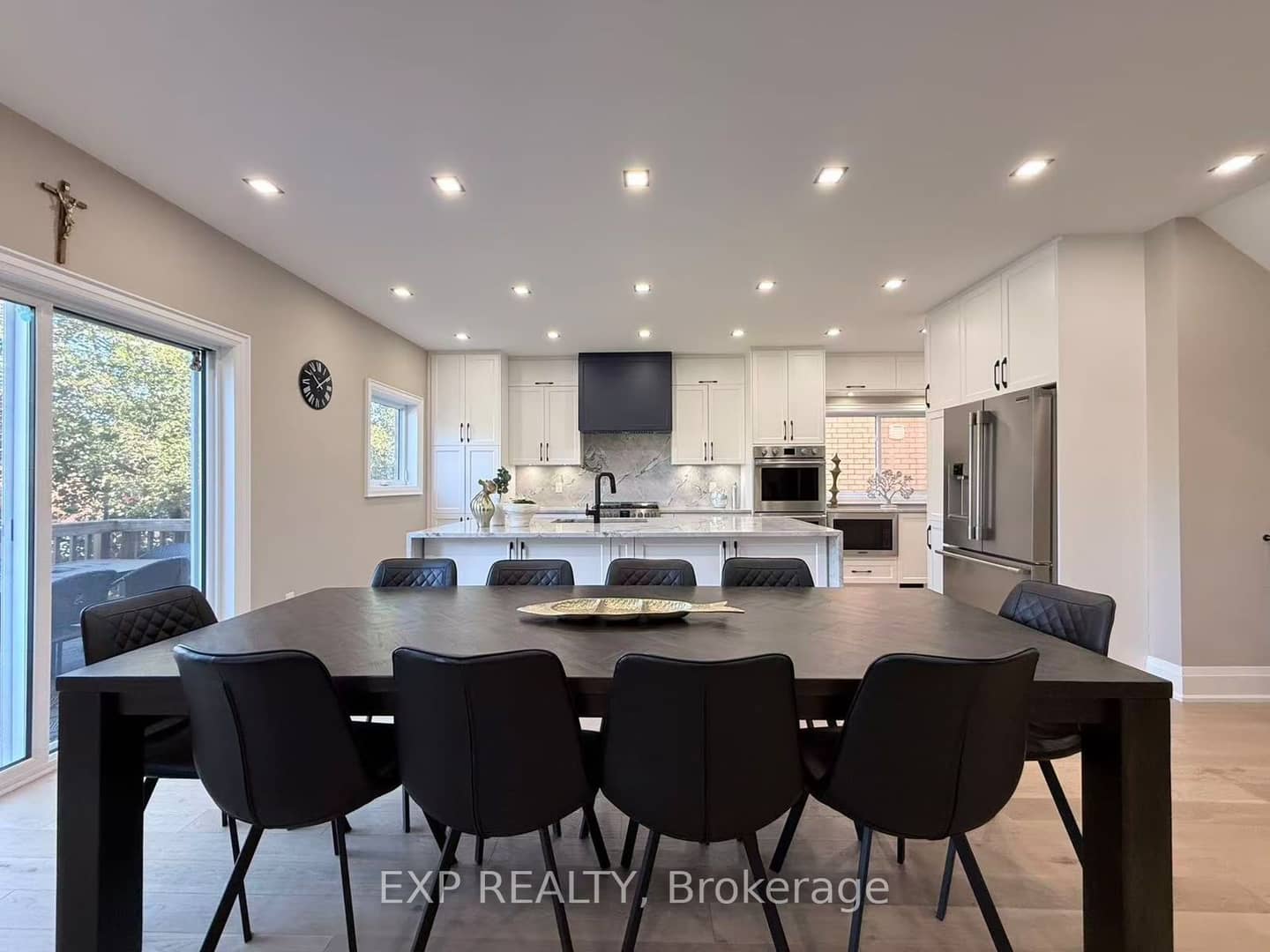 779 Mclaren Street, Newmarket, ON L3Y 8H3