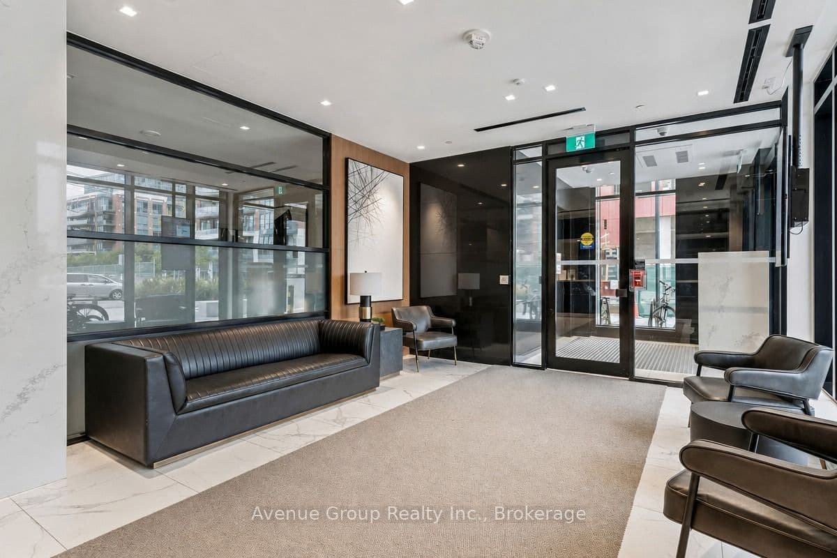 8 Tippett Road 616, Toronto, ON M3H 0E7