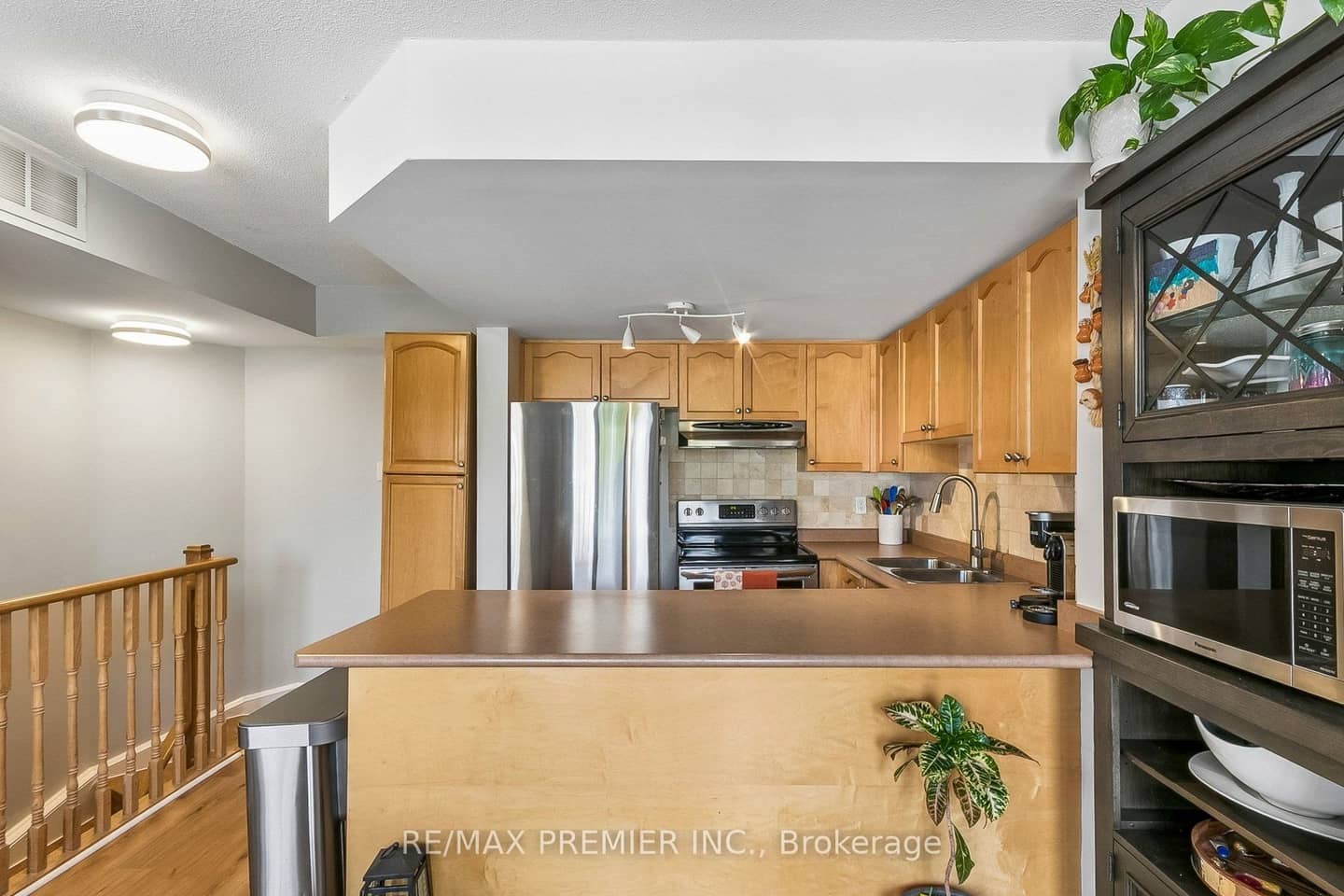 105 George Appleton Way 2152, Toronto, ON M3M 0A2