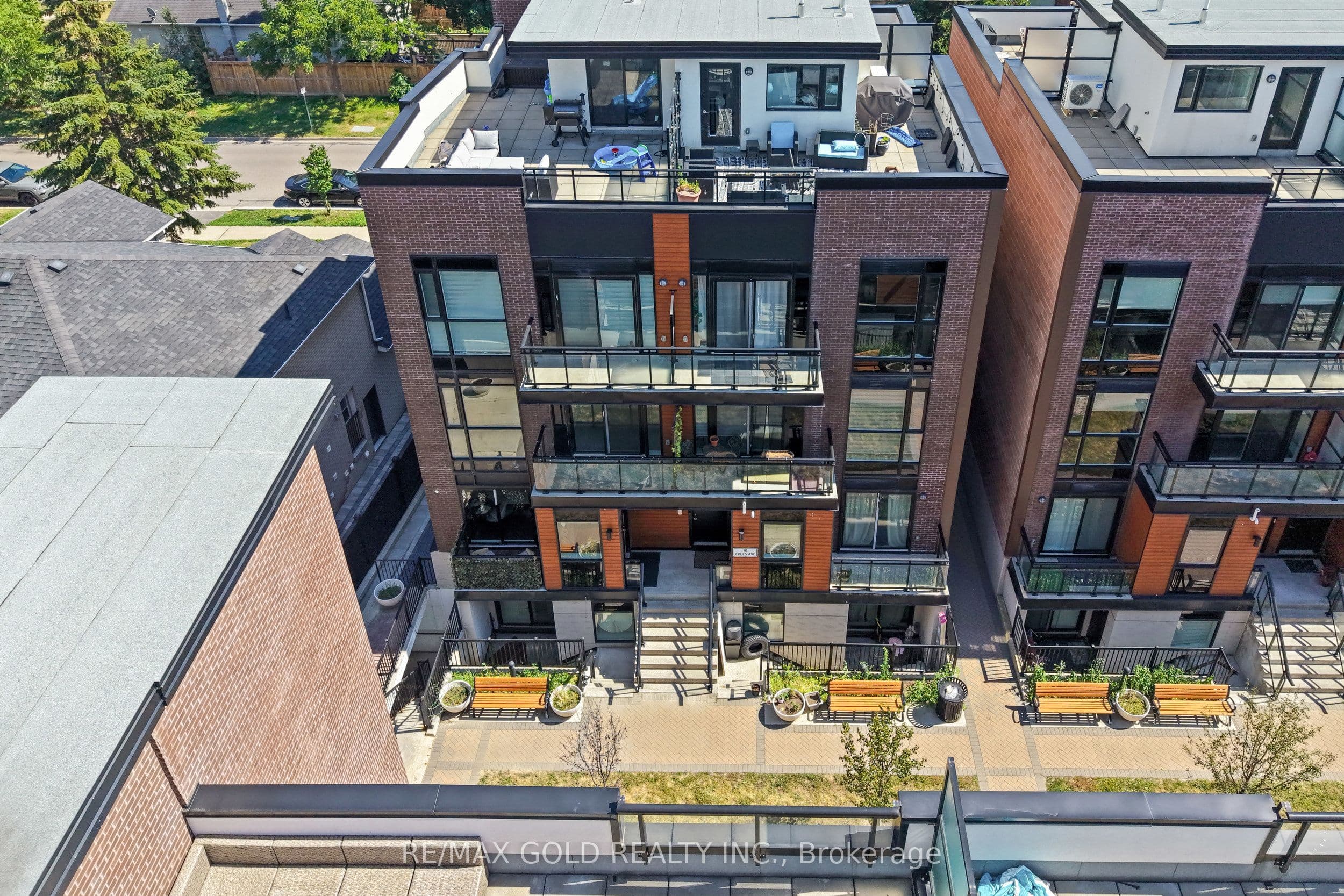 18 Coles Avenue 602, Vaughan, ON L4L 1L9