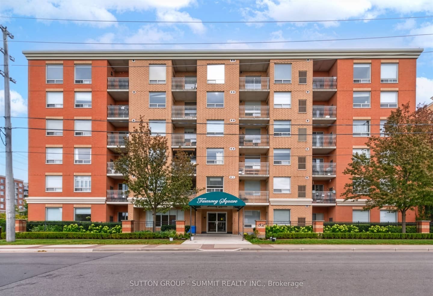 32 Tannery Street 606, Mississauga, ON L5M 6T6