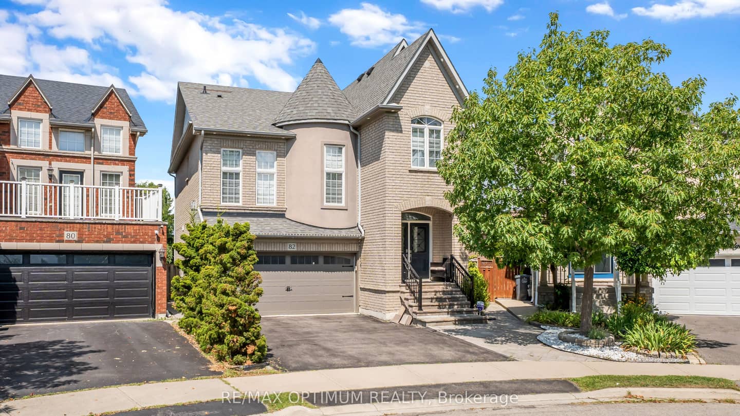 82 Penbridge Circle, Brampton, ON L7A 2R1