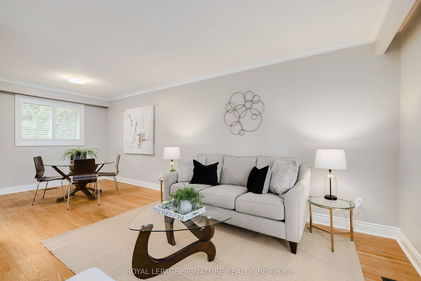 11 Bellbury Crescent, Toronto, ON M2J 2J6