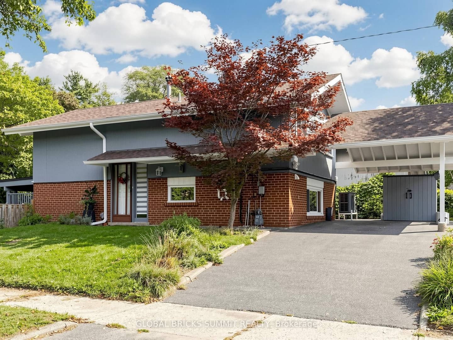 17 Amboy Road, Toronto, ON M1G 3J3