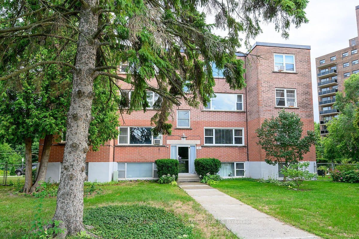 2422 New Street 9, Burlington, ON L7R 1J6