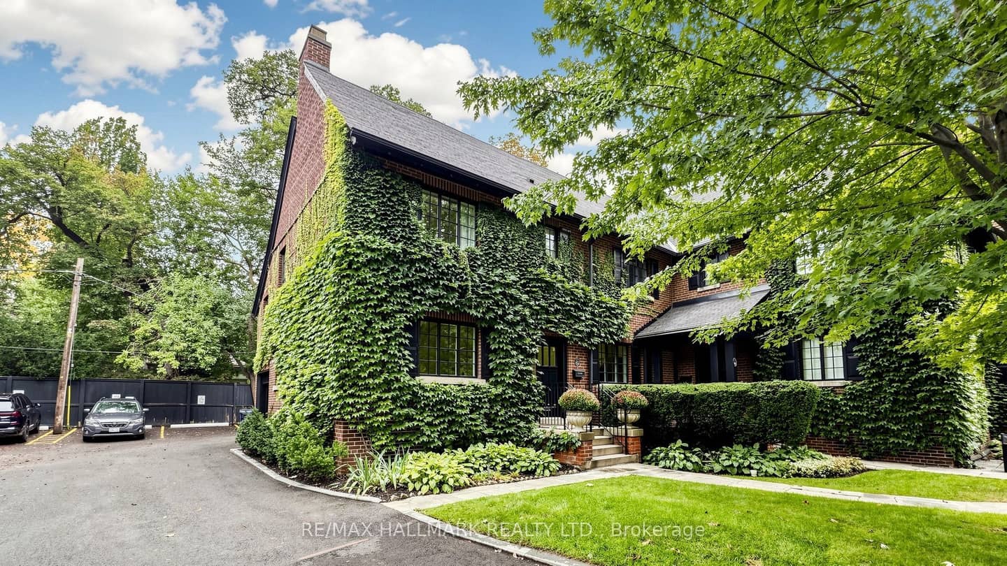 12 Ancroft Place, Toronto, ON M4W 1M4