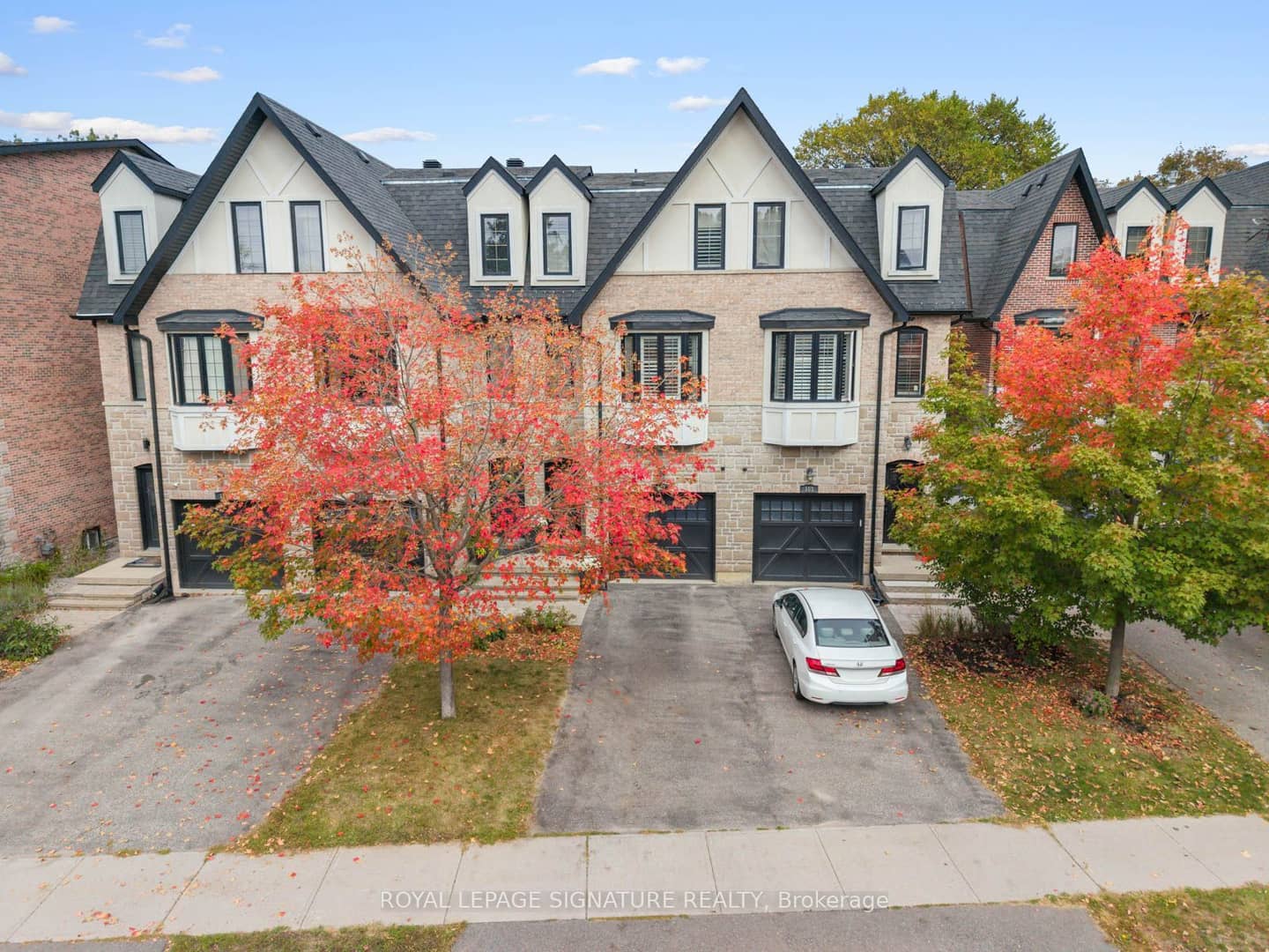 107 Hunt Avenue, Richmond Hill, ON L4C 4H1