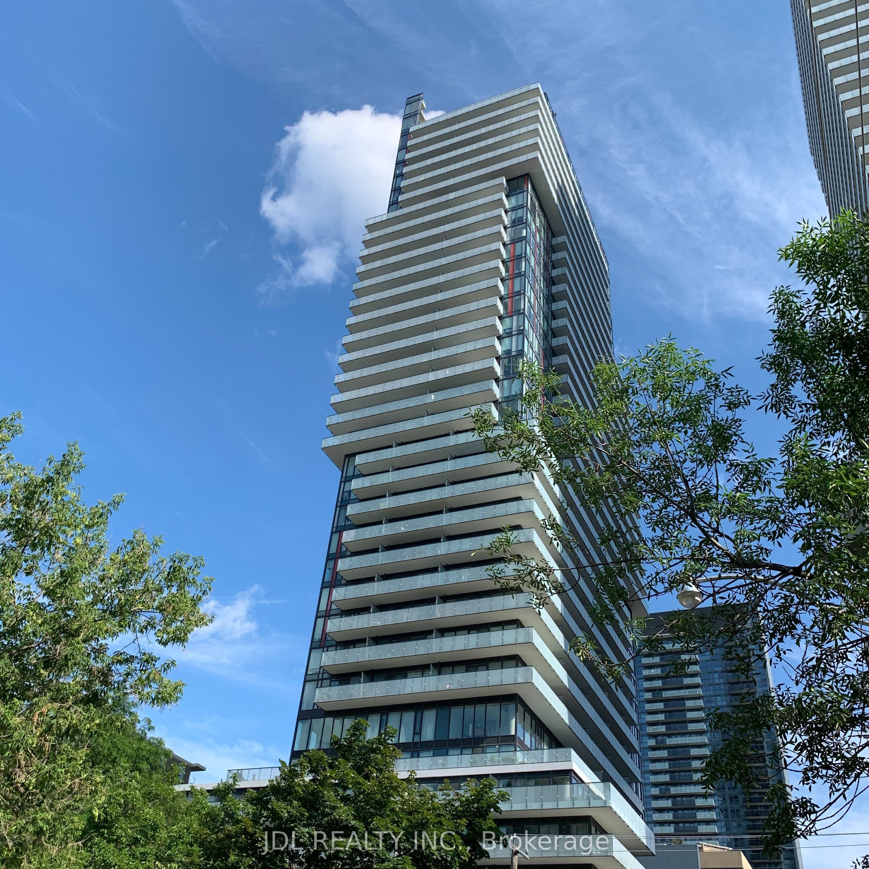 185 Roehampton Avenue Unit 1912, Toronto, ON M4P 0C6