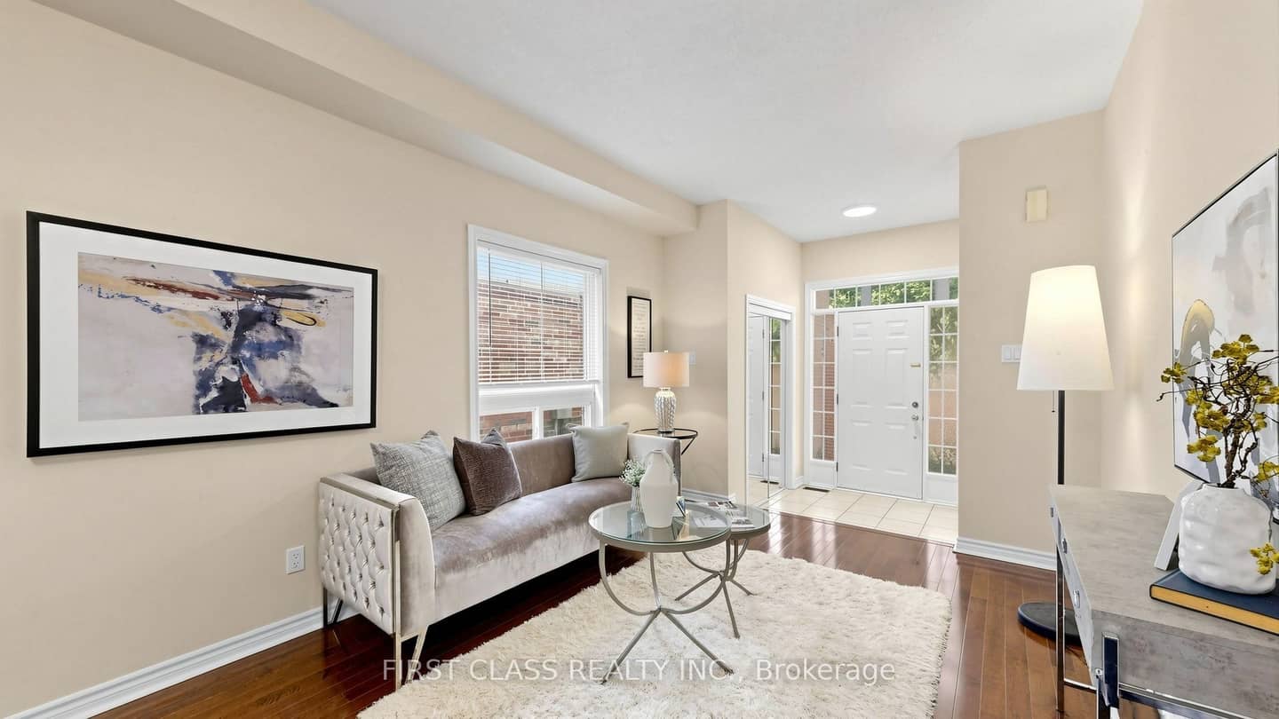 89 Castan Avenue, Markham, ON L3R 5R1