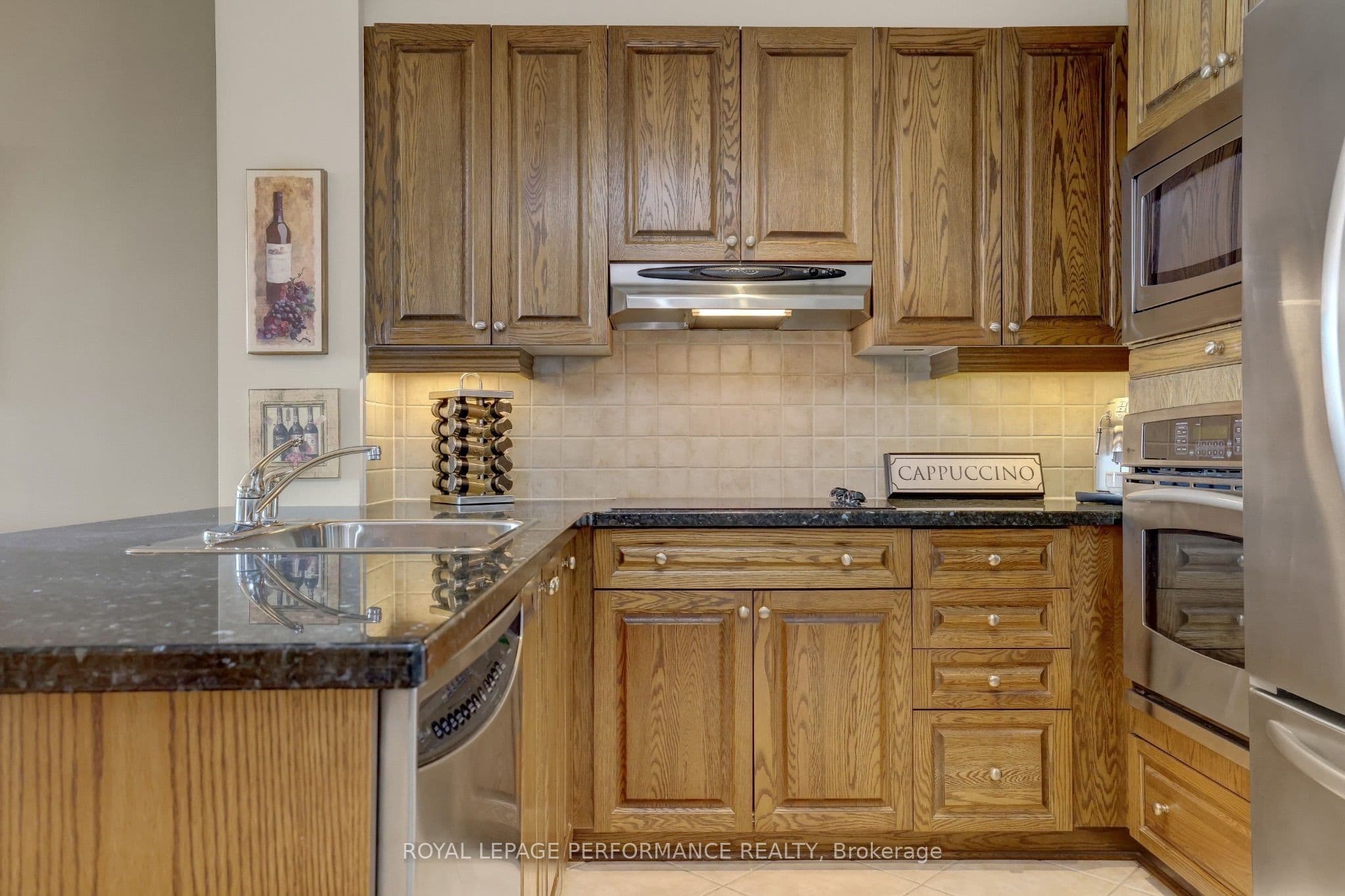 38 Metropole Private 2603, Westboro - Hampton Park, ON K1Z 1E9
