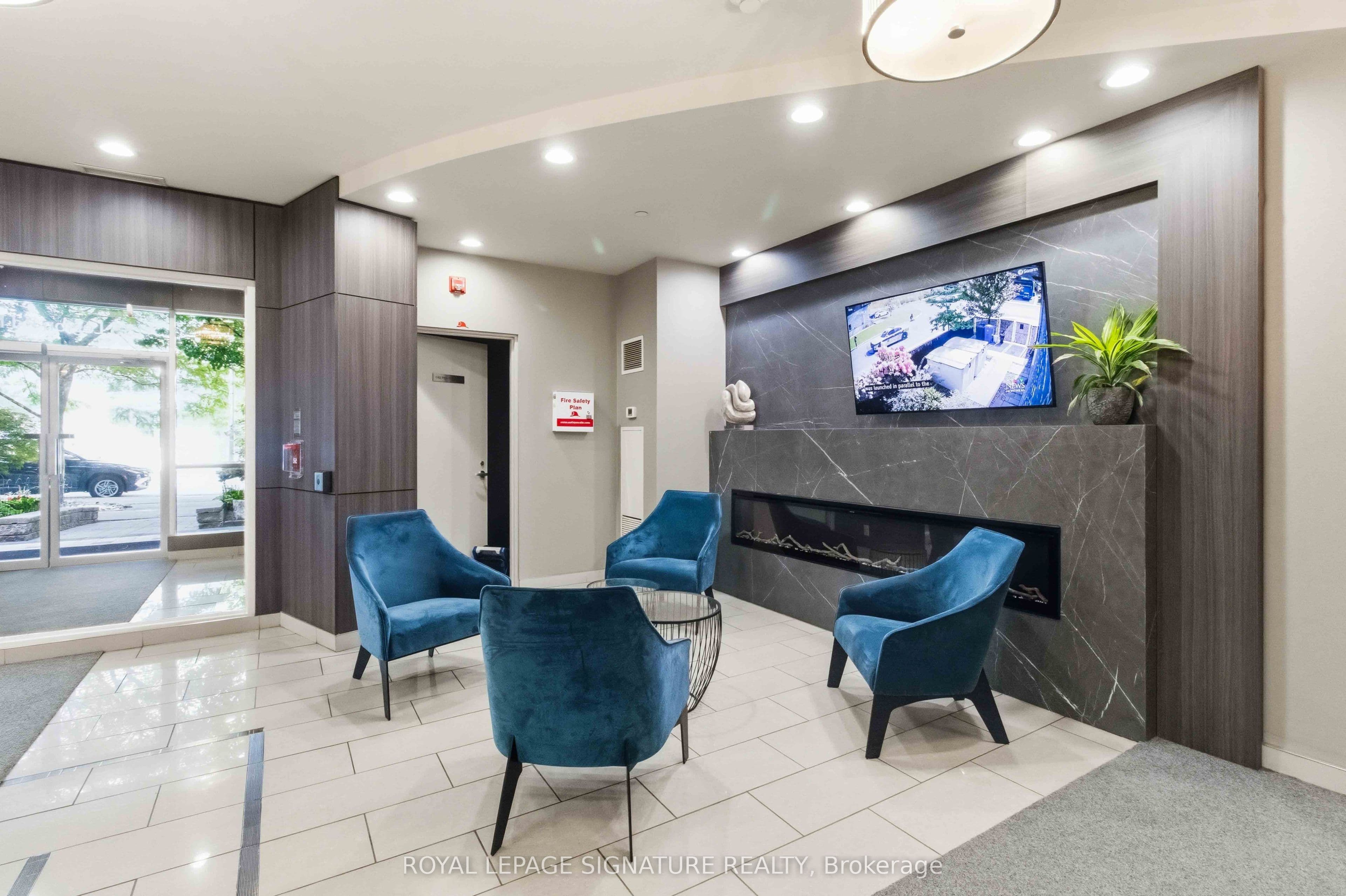 185 Legion Road N 1812, Toronto, ON M8Y 0A1