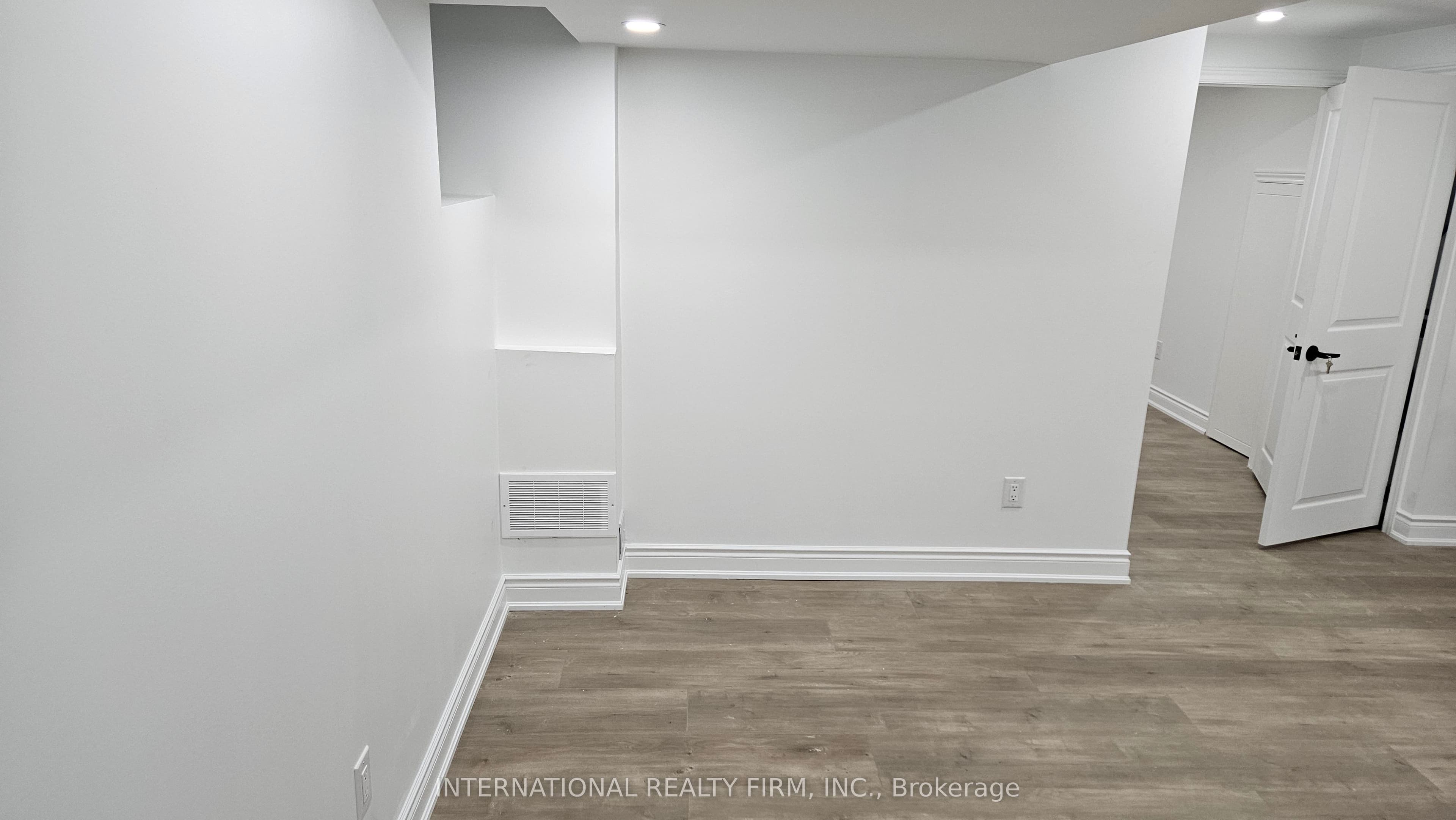17A Skelton Crescent Bsmnt, Ajax, ON L1Z 0S2