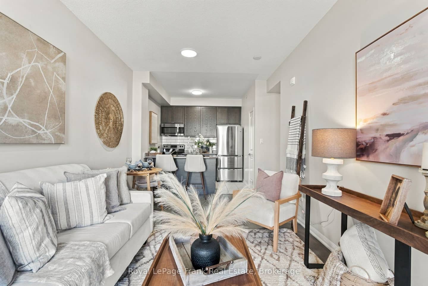 84 Aspen Springs Drive 405, Clarington, ON L1C 0V3