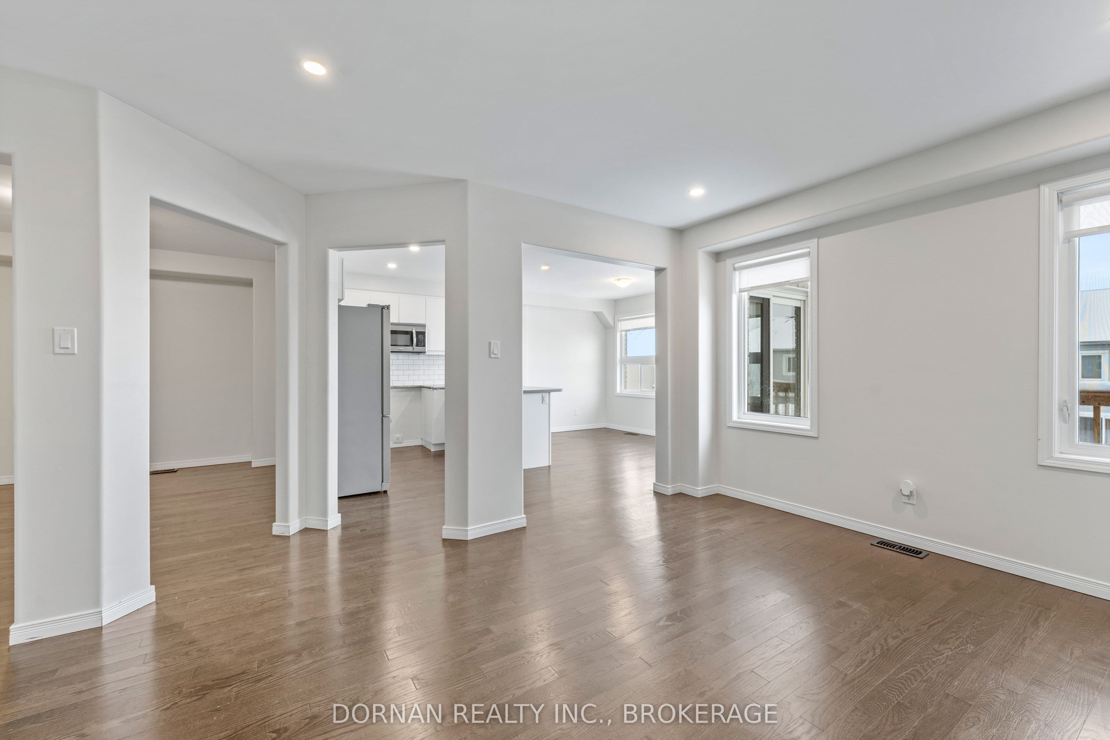 284 Louden Terrace Upper, Peterborough, ON K9J 0C3
