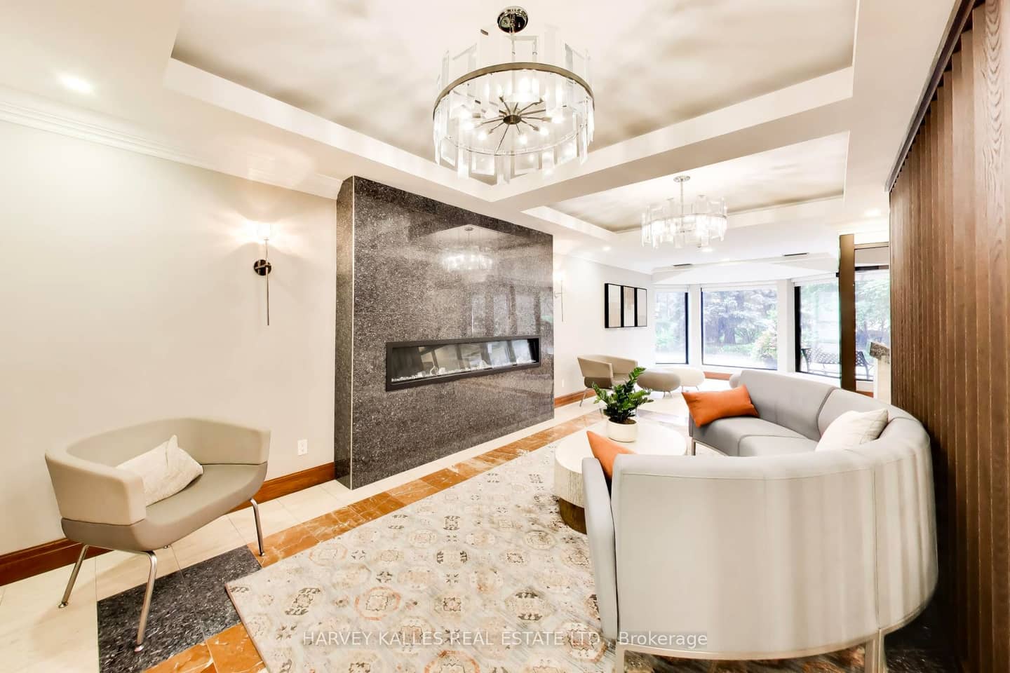 268 Ridley Boulevard 314, Toronto, ON M5M 4N3