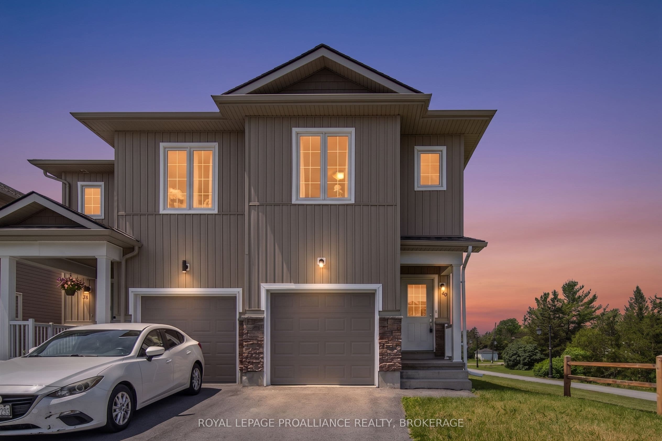 40 Tegan Court, Loyalist, ON K0H 2H0