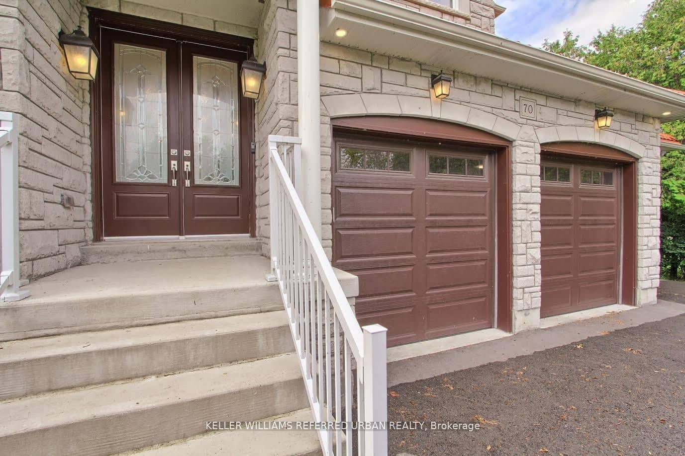 70 Brule Lakeway, Georgina, ON L0E 1L0