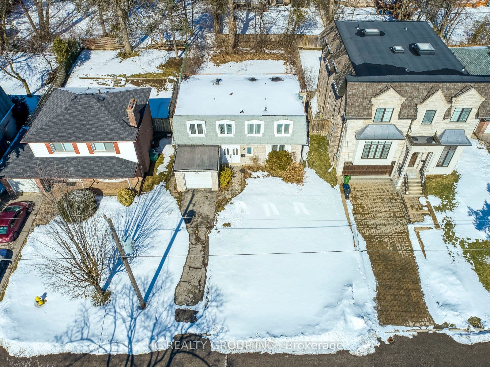 10 Waring Court, Toronto, ON M2N 4G7