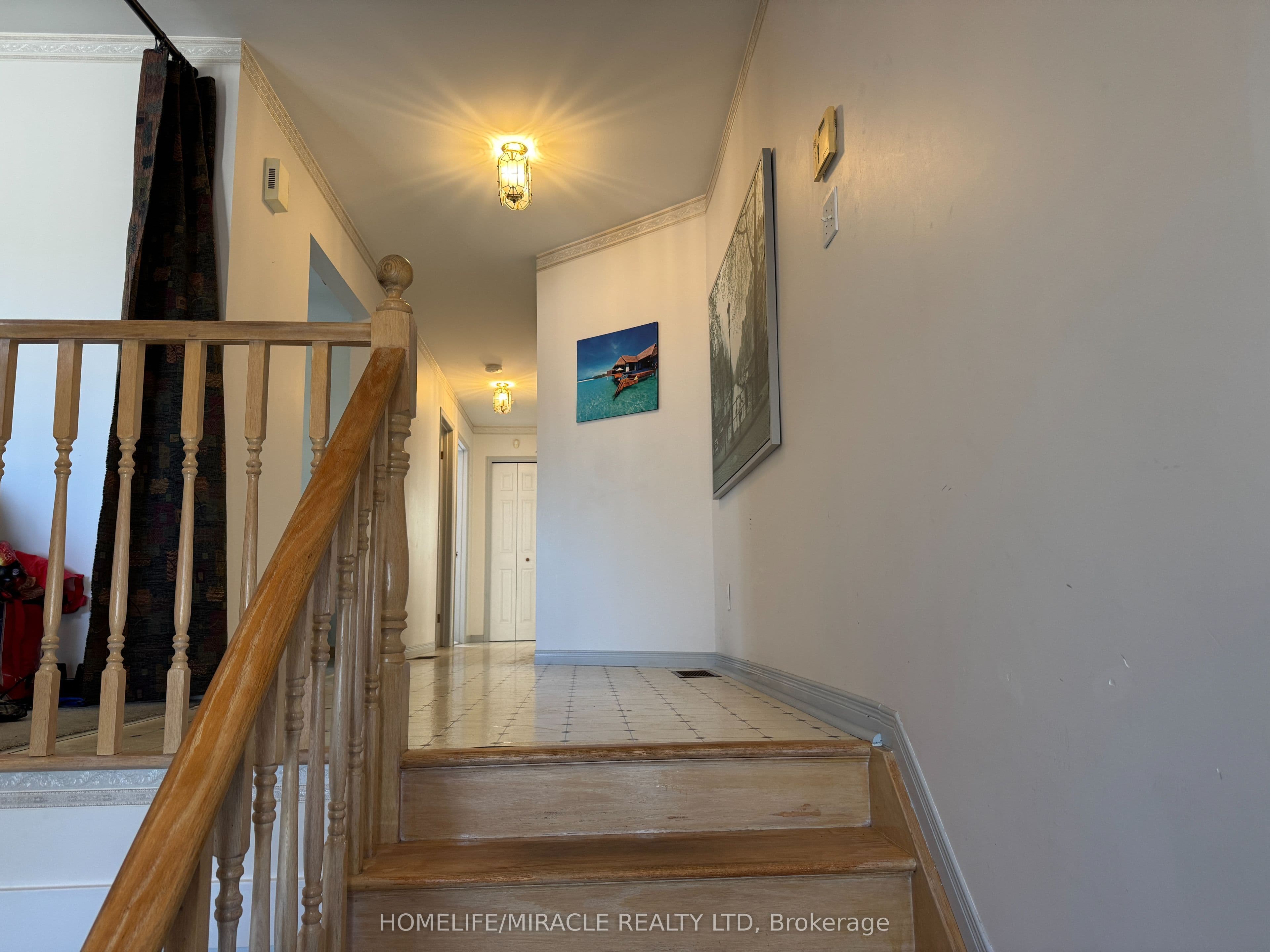 40 St Charles Street, Belleville, ON K8P 2V8