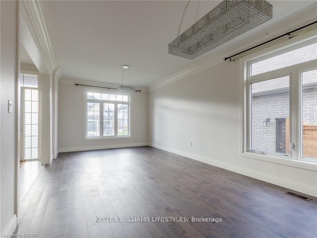 756 HICKORYSTICK, London North, ON N6G 0M9