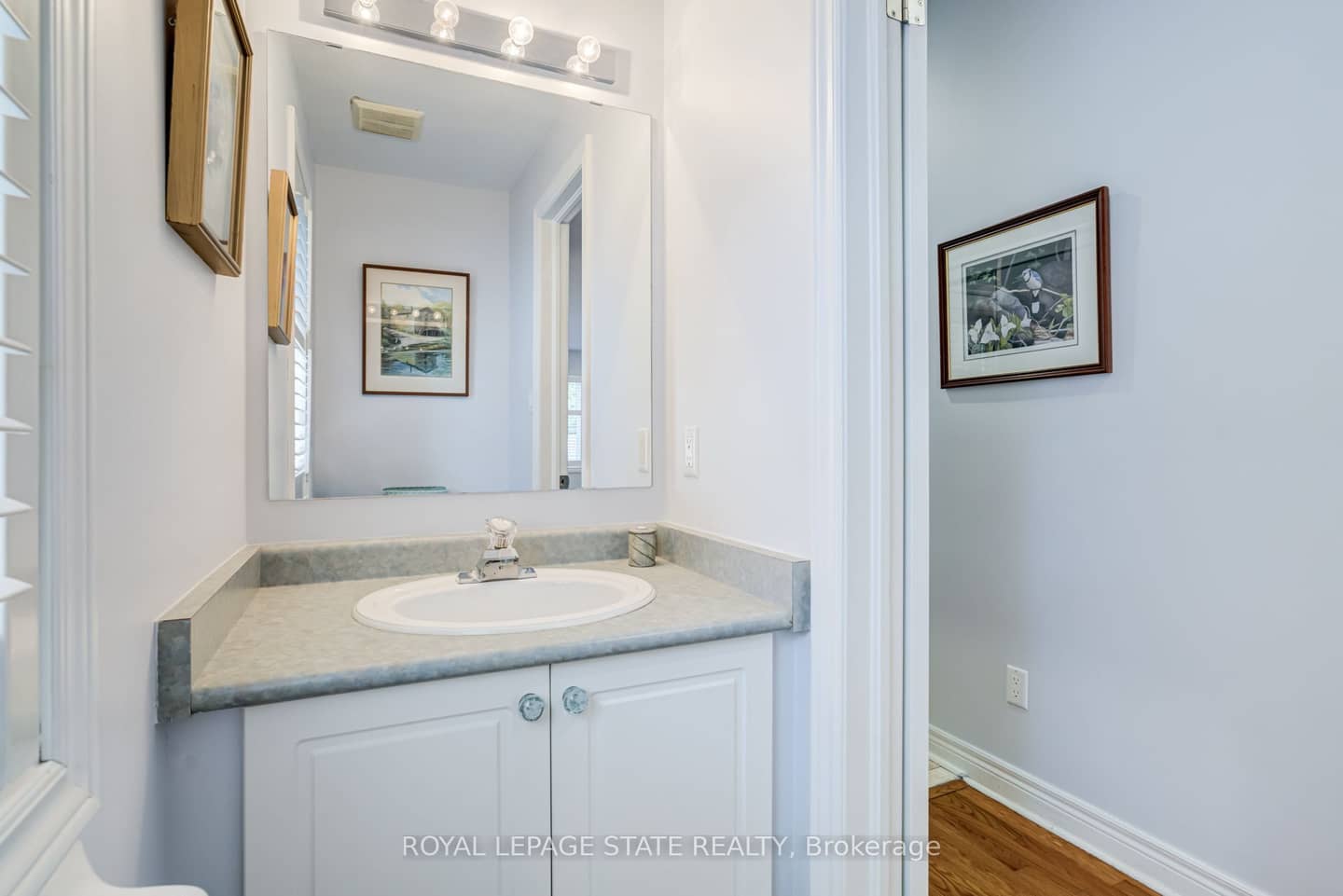173 Margaret Drive, Oakville, ON L6K 2W2