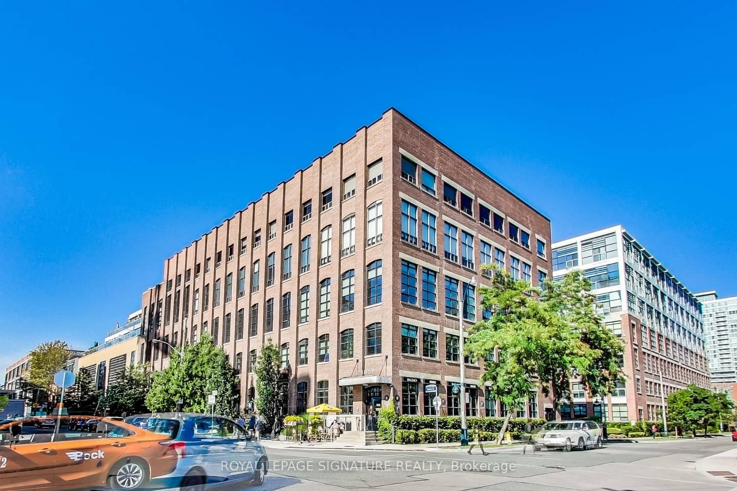 43 Hanna Avenue 715, Toronto, ON M6K 1X1