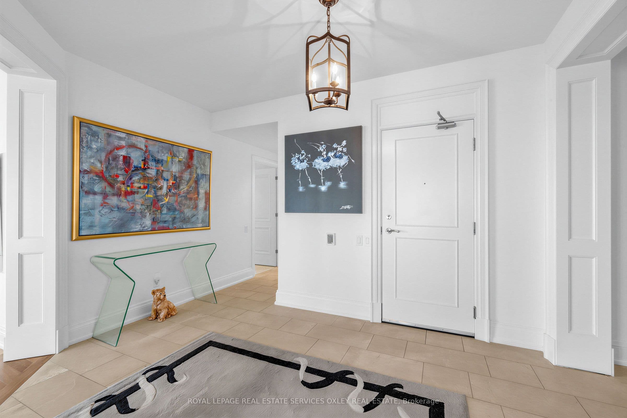 2181 Yonge Street 3701, Toronto, ON M4S 3H7