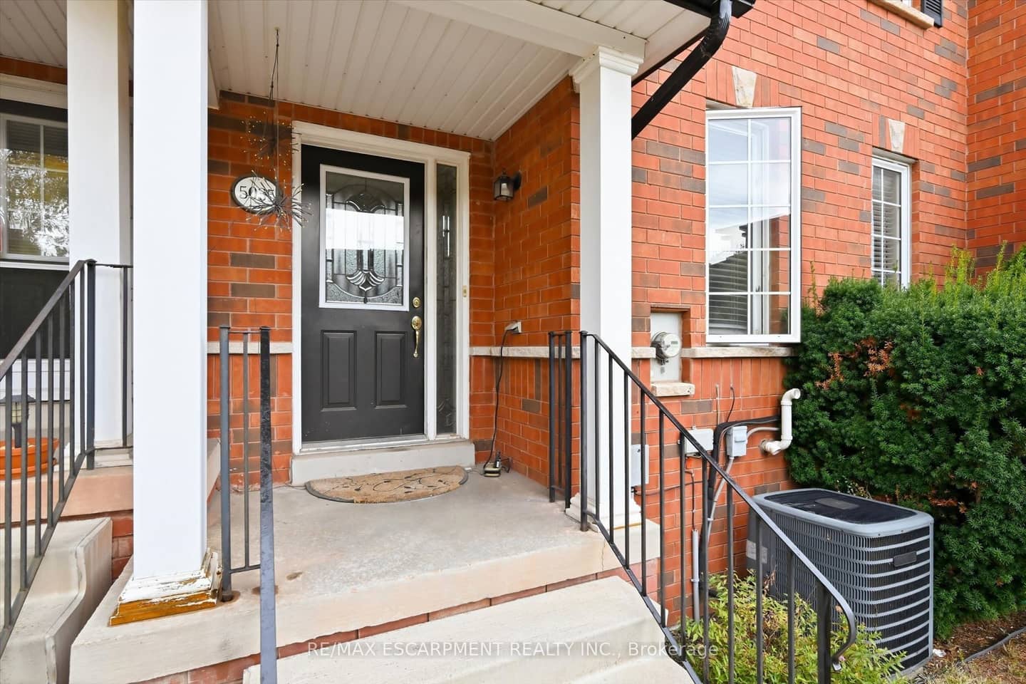 5035 Corporate Drive, Burlington, ON L7L 7L5