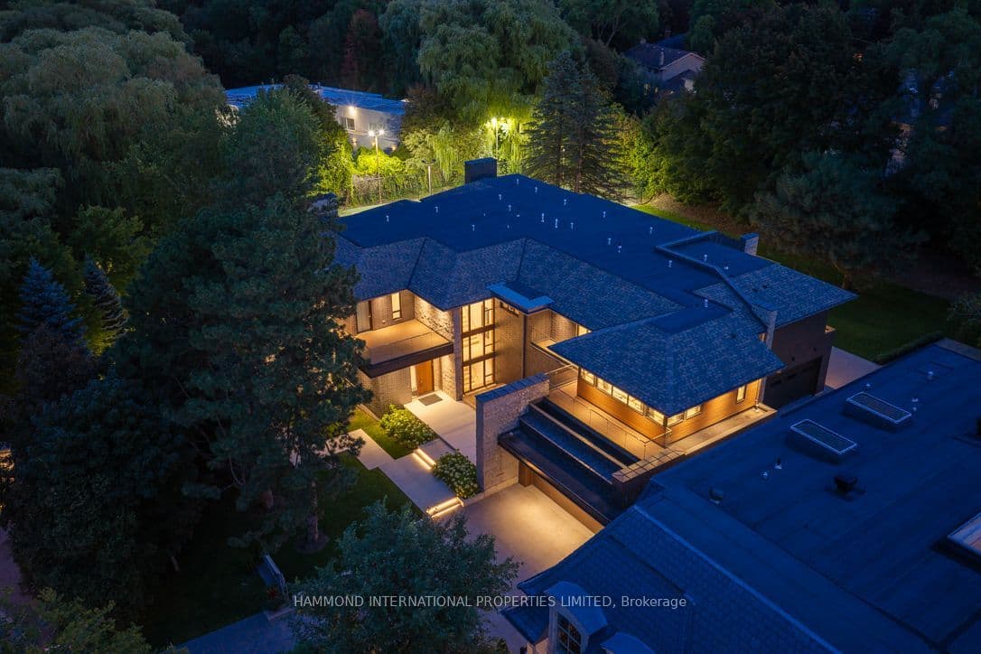 103 Old Colony Road, Toronto, ON M2L 2K3