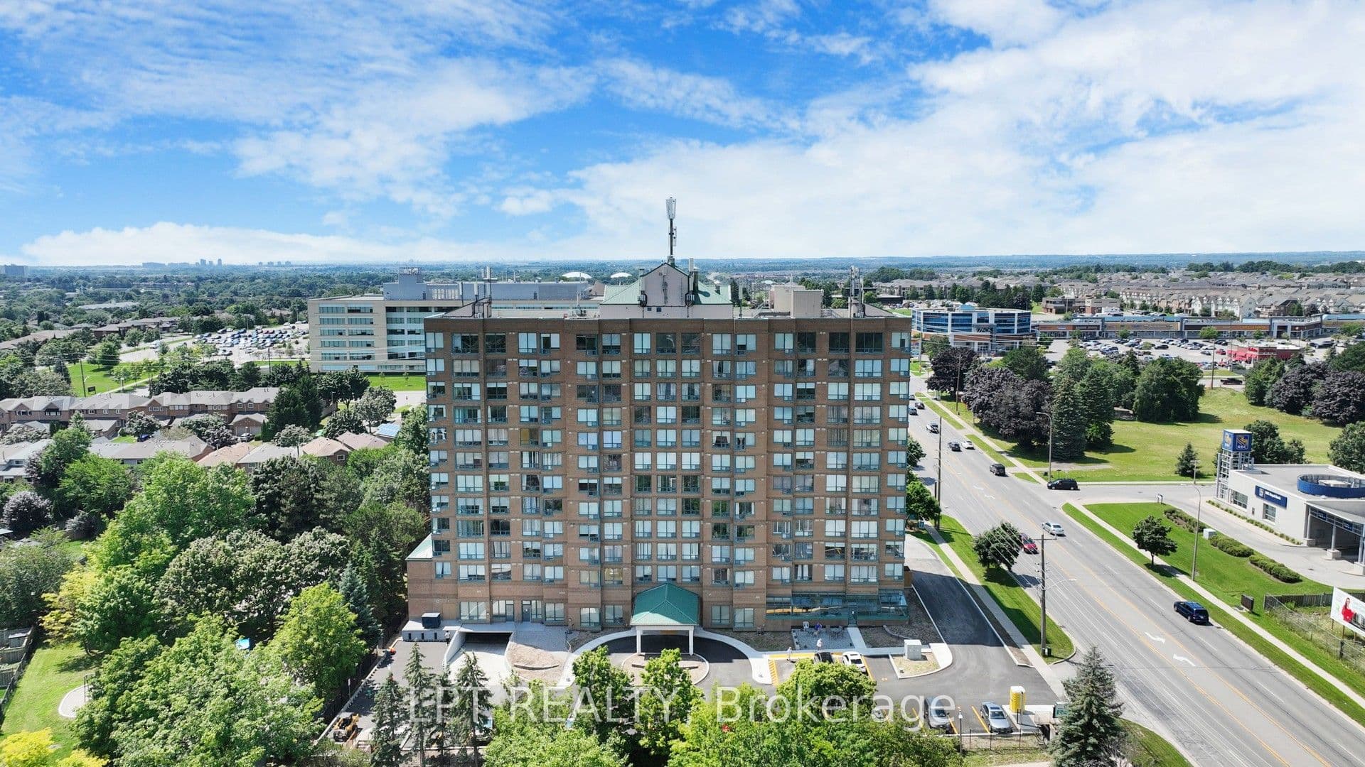 711 Rossland Road E 505, Whitby, ON L1N 8Z1