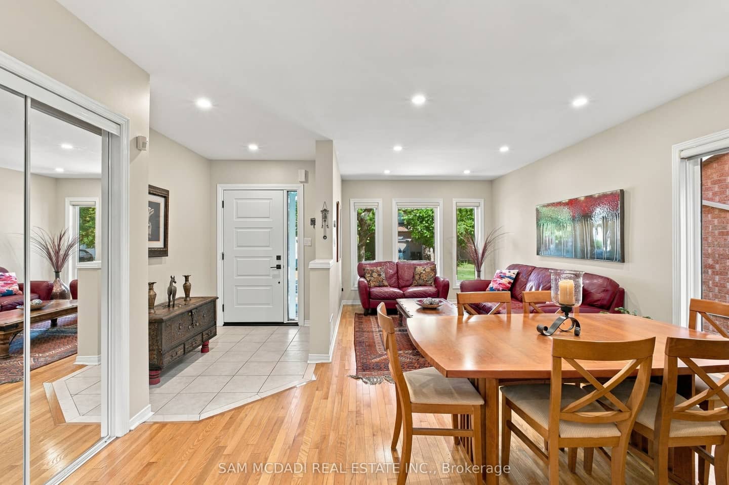 2148 Nightstar Drive, Oakville, ON L6M 3R1