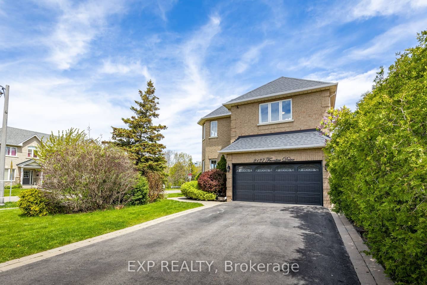 2137 Frontier Drive, Oakville, ON L6M 3S3