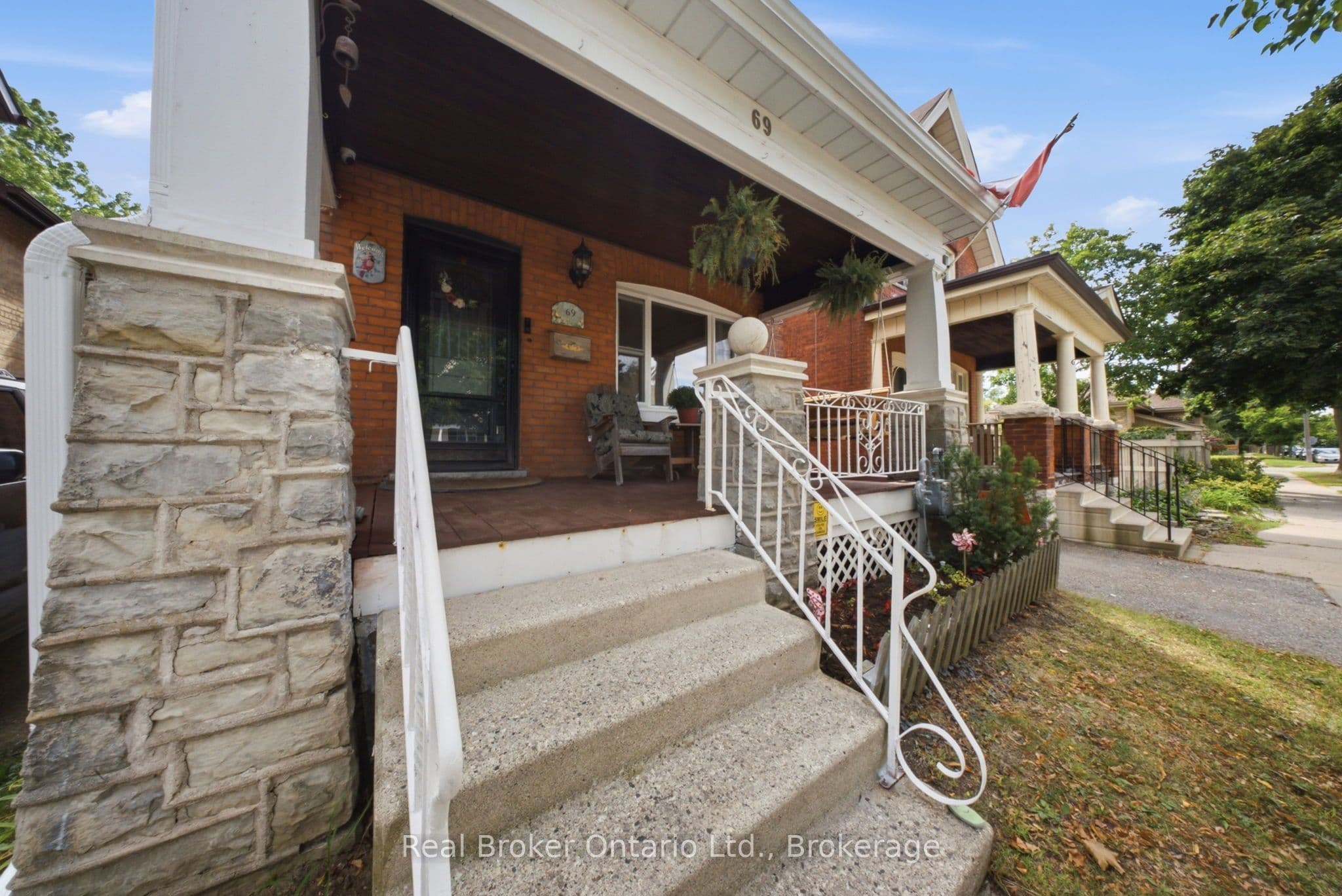 69 Arthur Street, Brantford, ON N3S 3H9