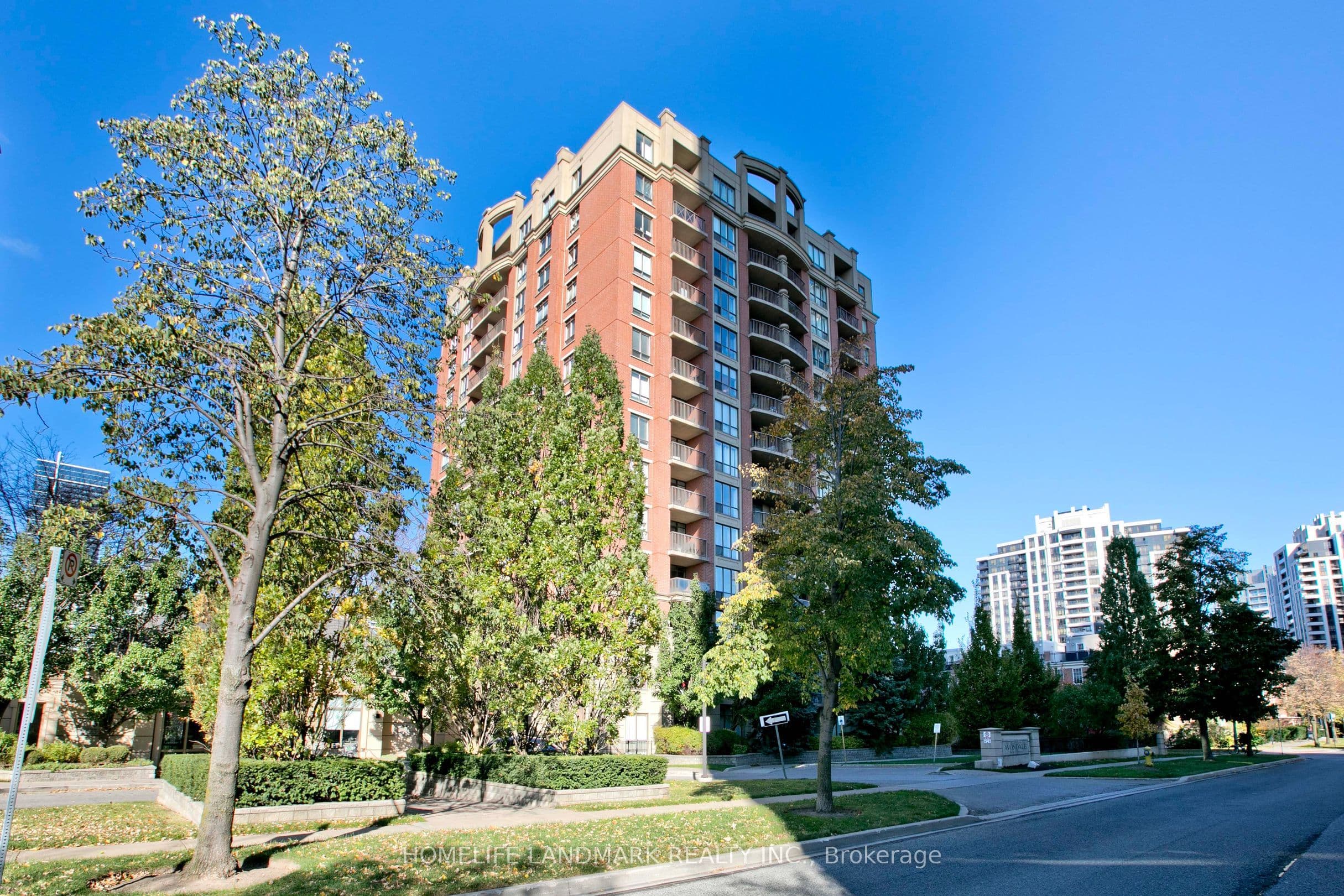55 Harrison Garden Boulevard N 1210, Toronto, ON M2N 7G3
