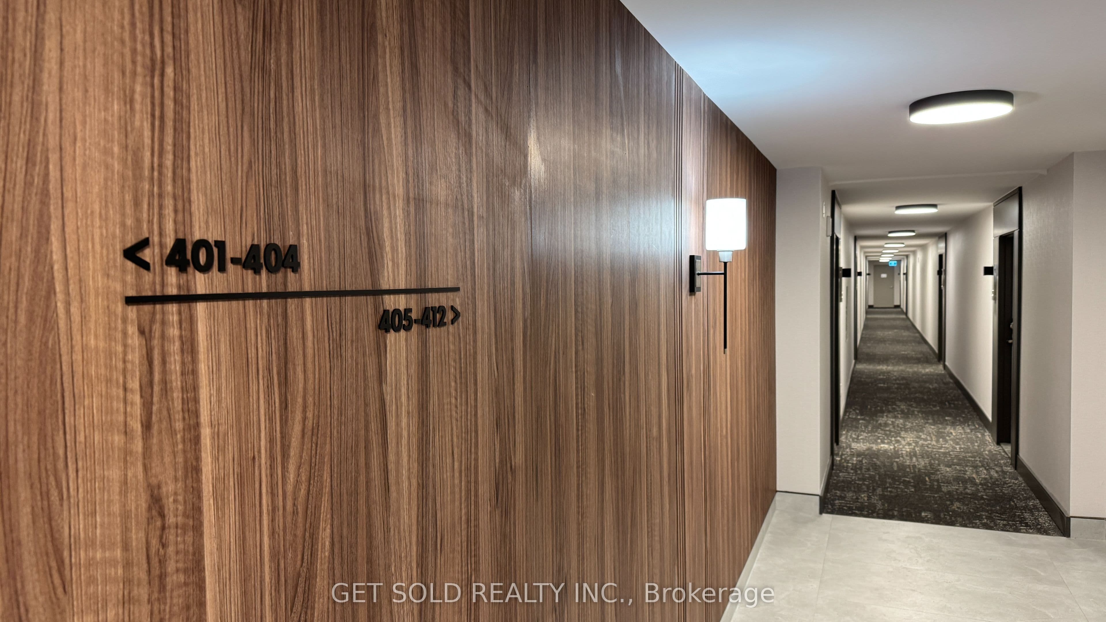 120 Dundalk Drive 405, Toronto, ON M1P 4V9