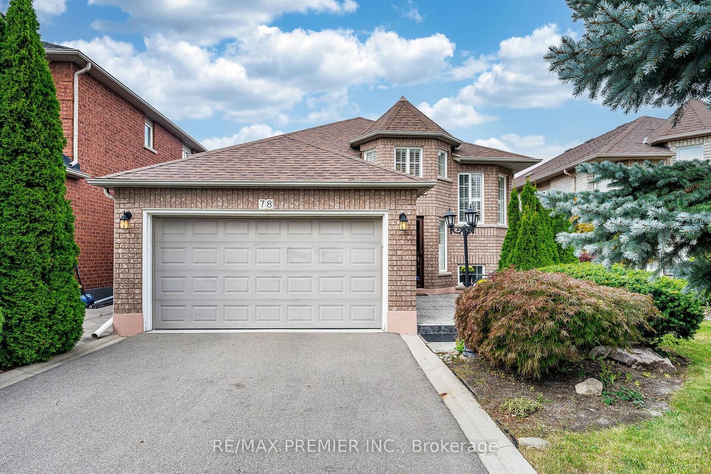 78 Coalbrook Court, Vaughan, ON L4L 9B6