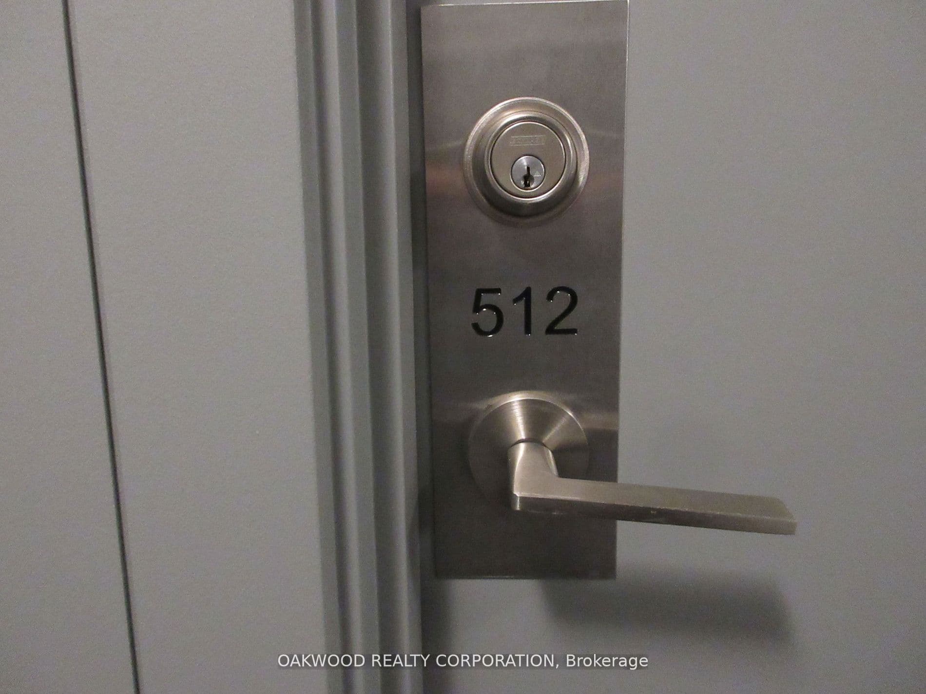 859 THE QUEENSWAY 512, Toronto, ON M8Z 1N8