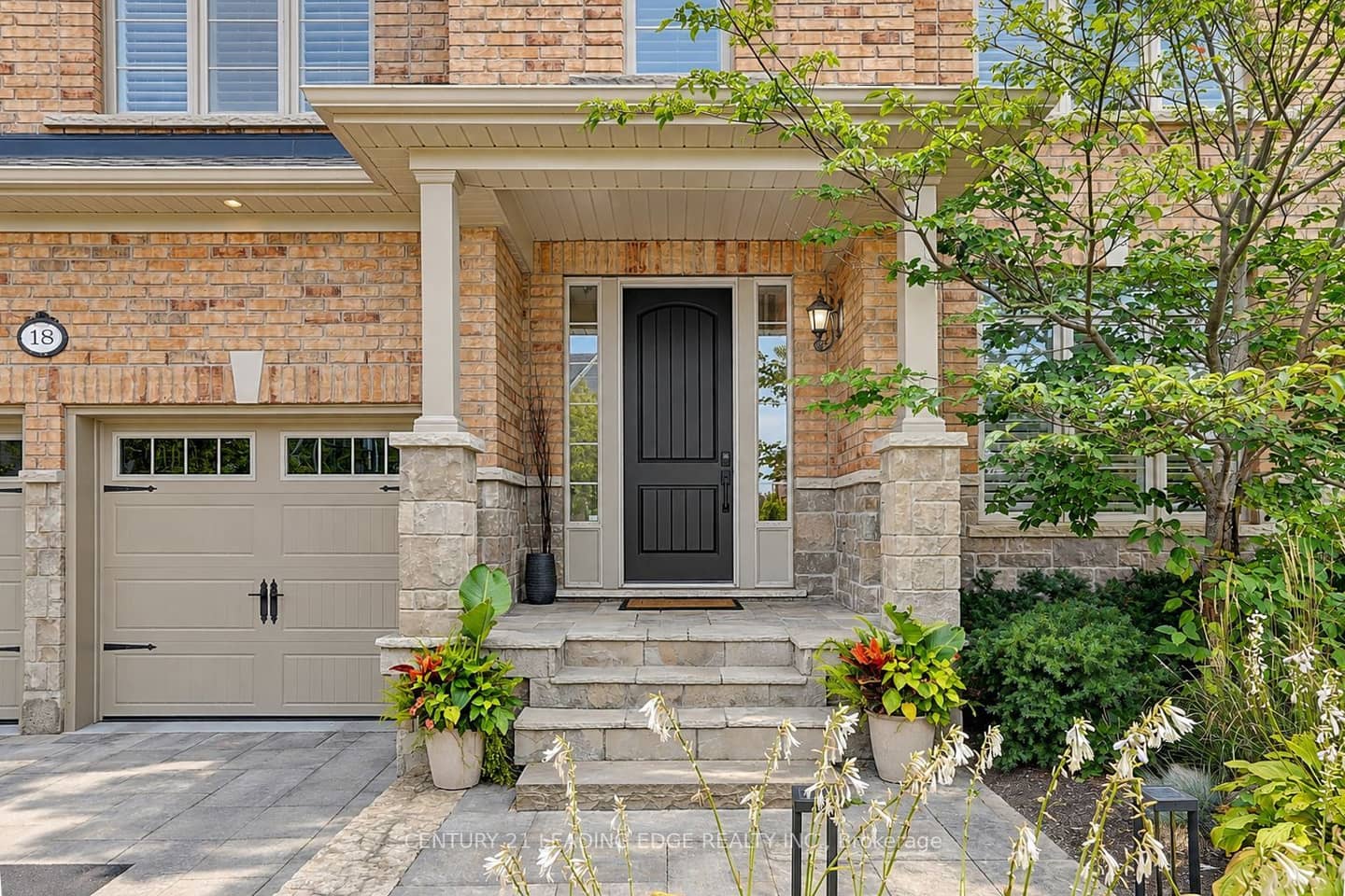 18 Pheasant Drive, Richmond Hill, ON L4E 0T5