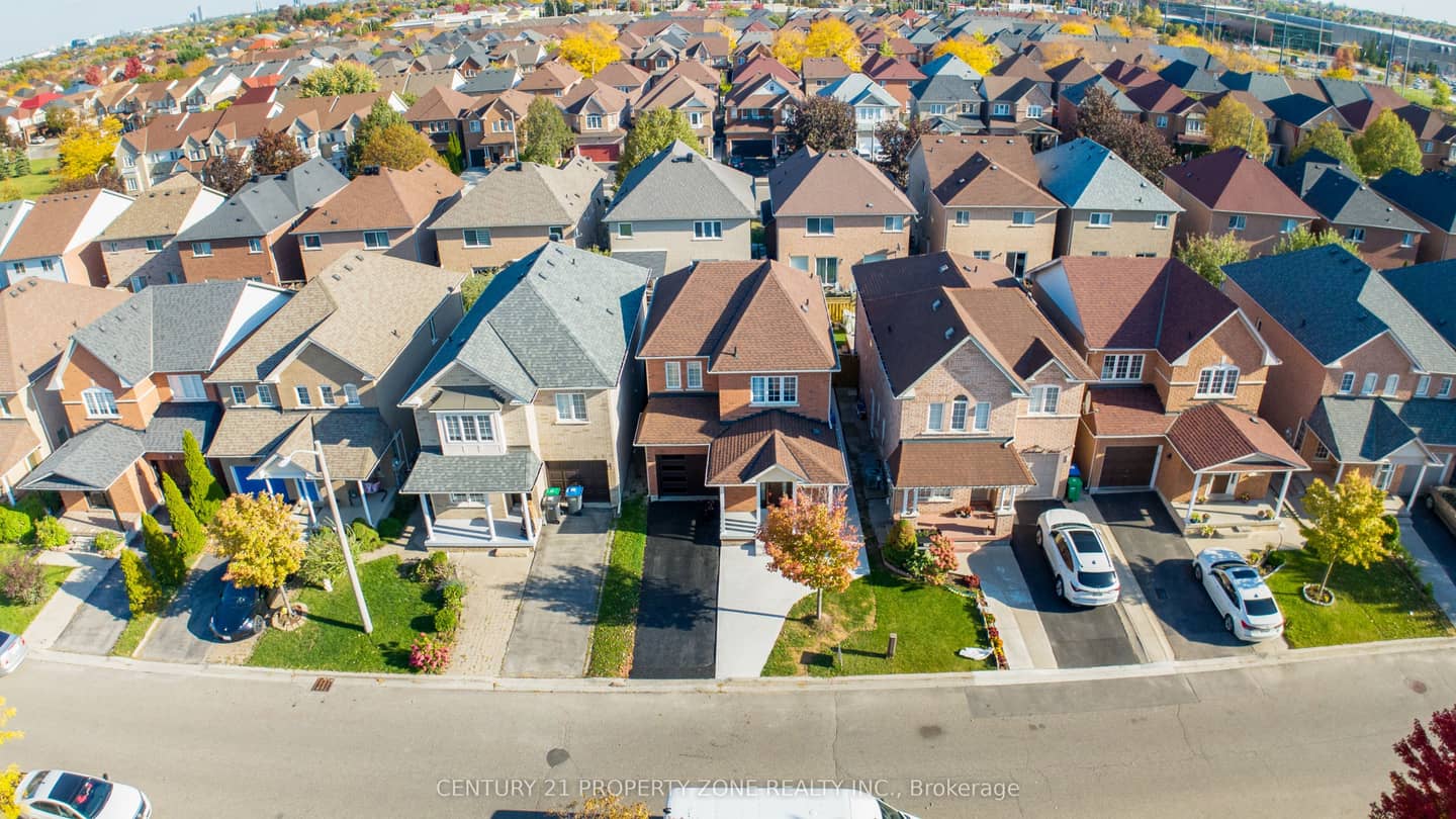 84 Tideland Drive, Brampton, ON L7A 2W1