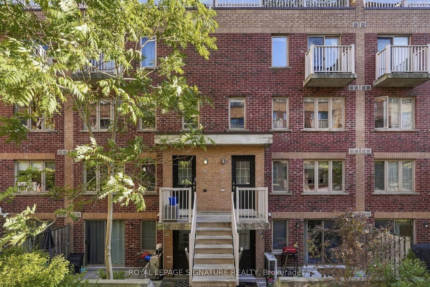 11 Ruttan Street 225, Toronto, ON M6P 0A1