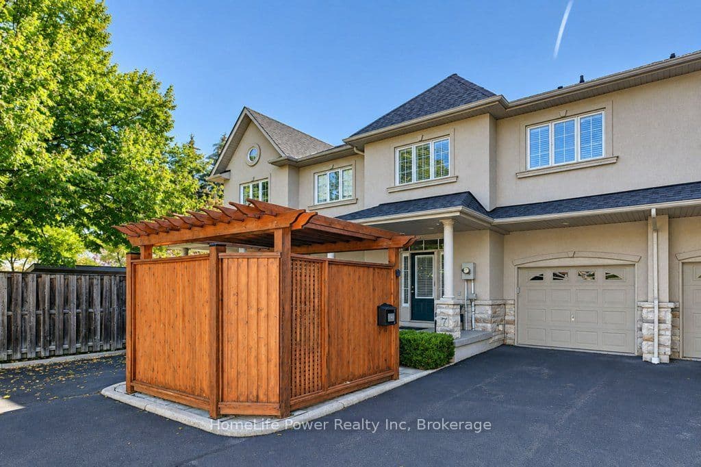 455 Claridge Road 7, Burlington, ON L7N 2S1