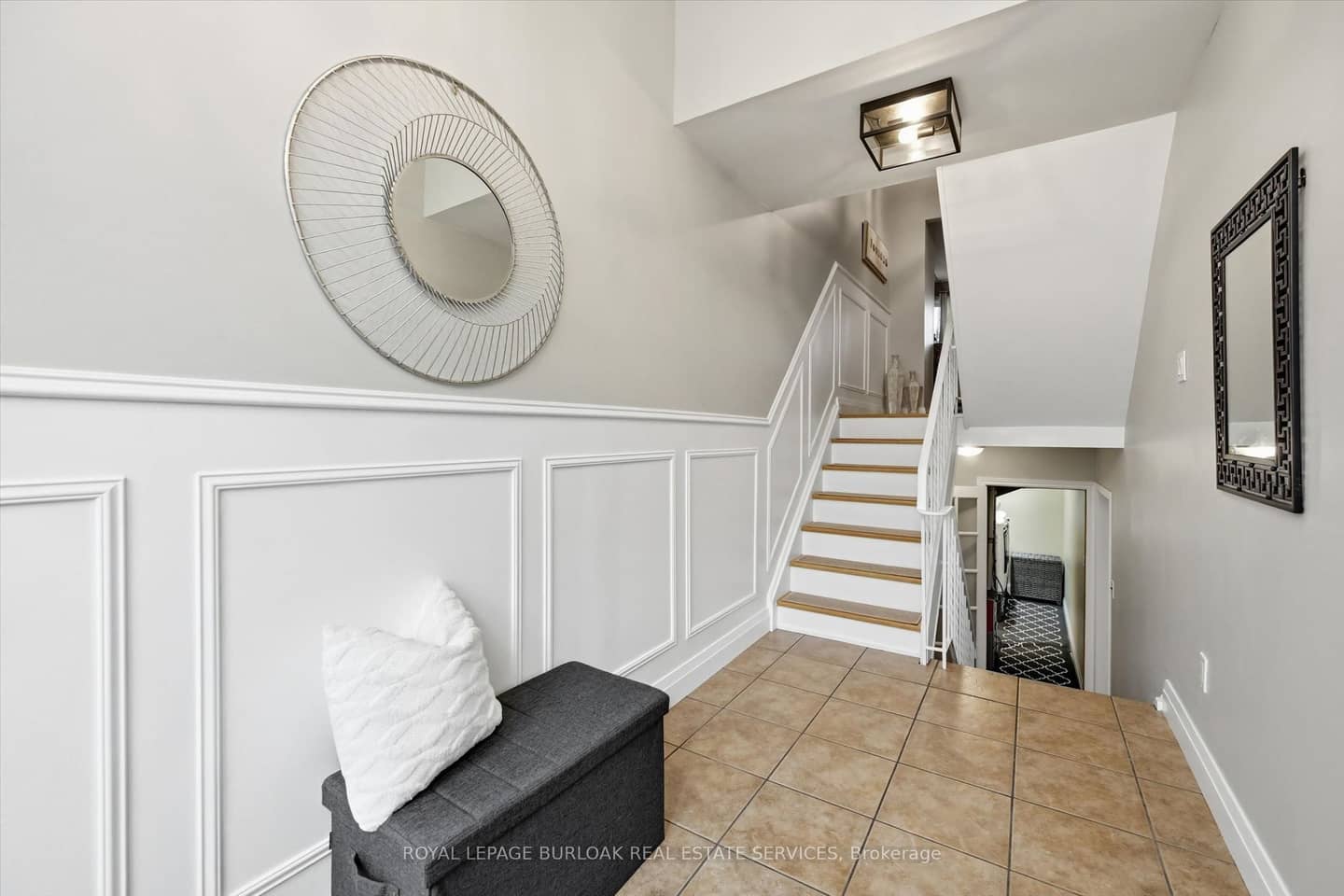 5474 Schueller Crescent, Burlington, ON L7L 3T2