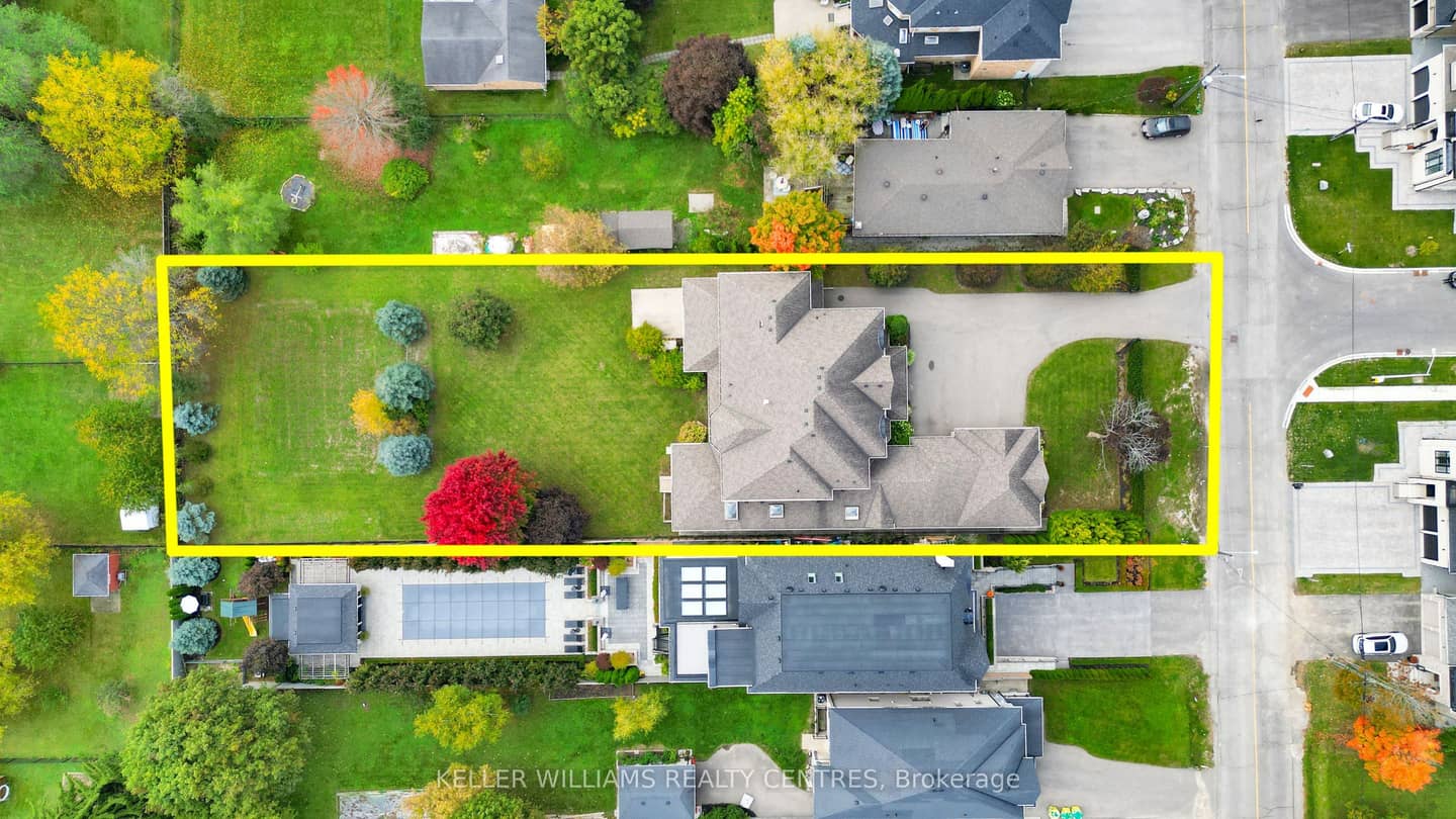 33 Maple Grove Avenue, Richmond Hill, ON L4E 2V1