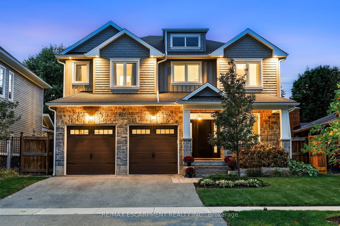 420 Oakwood Drive, Burlington, ON L7N 1X2