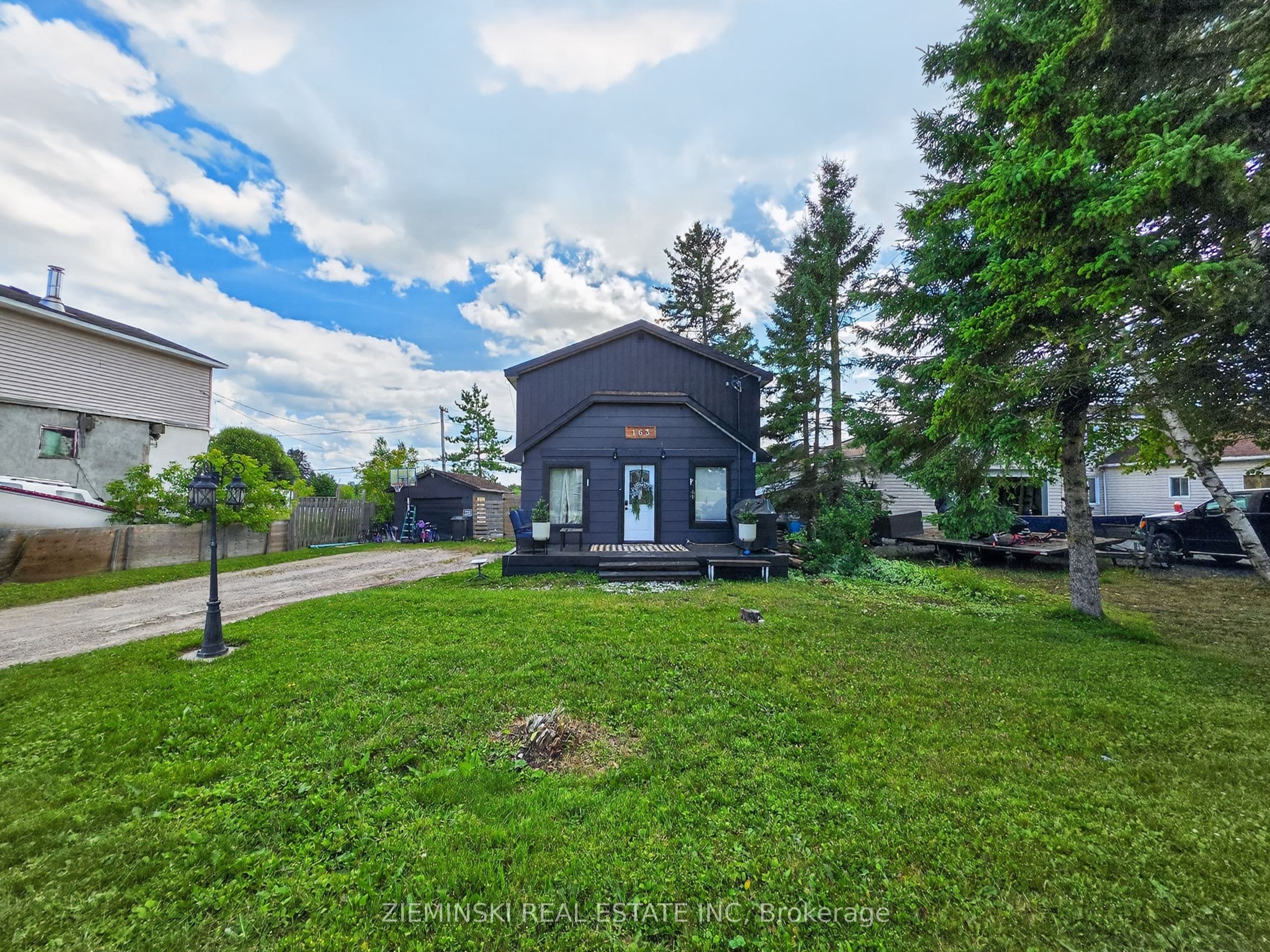 163 Anson Drive, Iroquois Falls, ON P0K 1E0