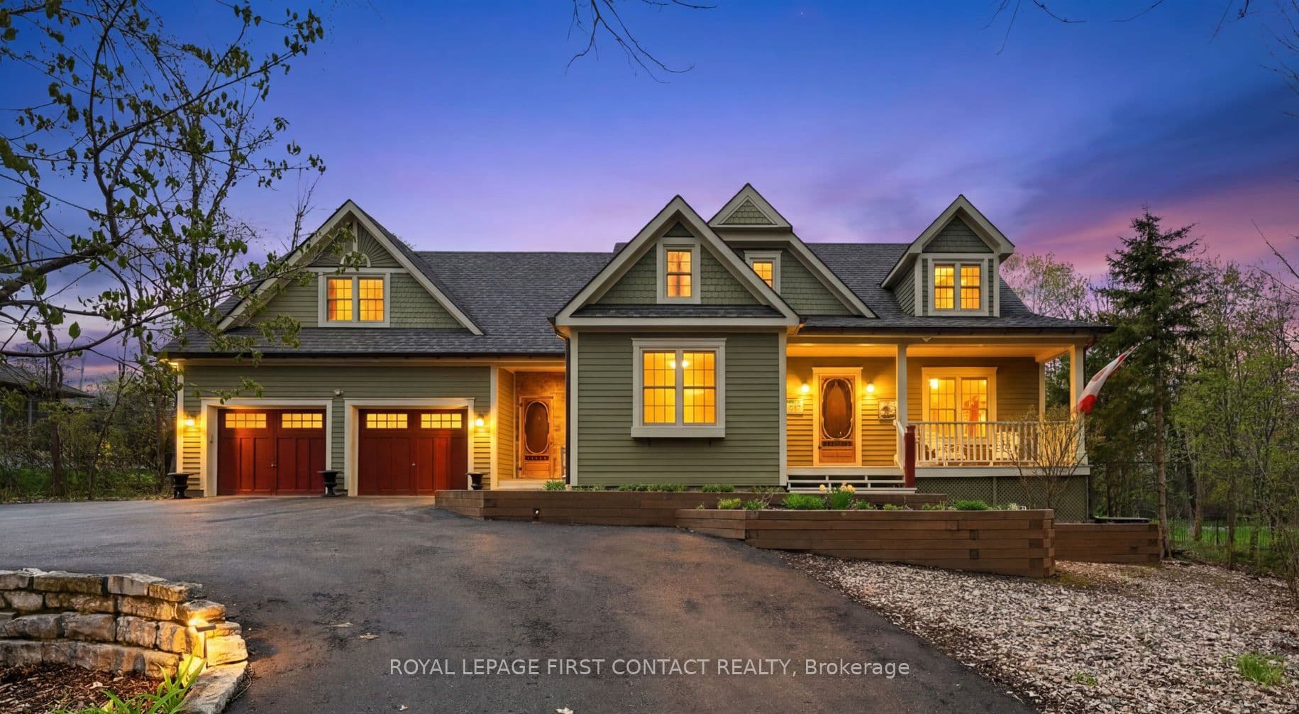 26 Paddy Dunn's Circle, Springwater, ON L9X 0T1