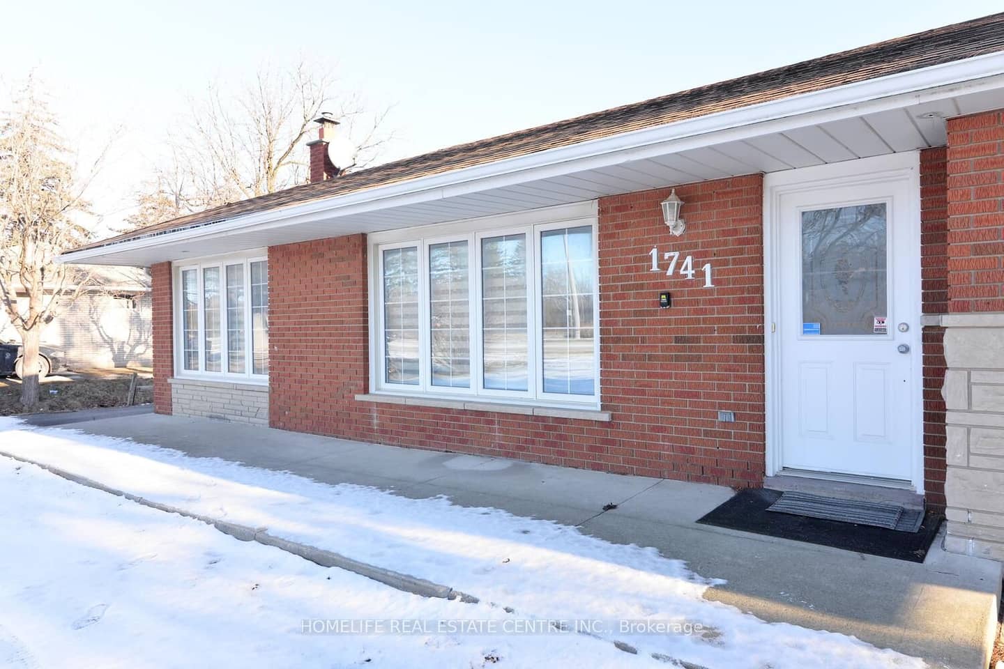 1741 Countryside Drive, Brampton, ON L6R 0B7