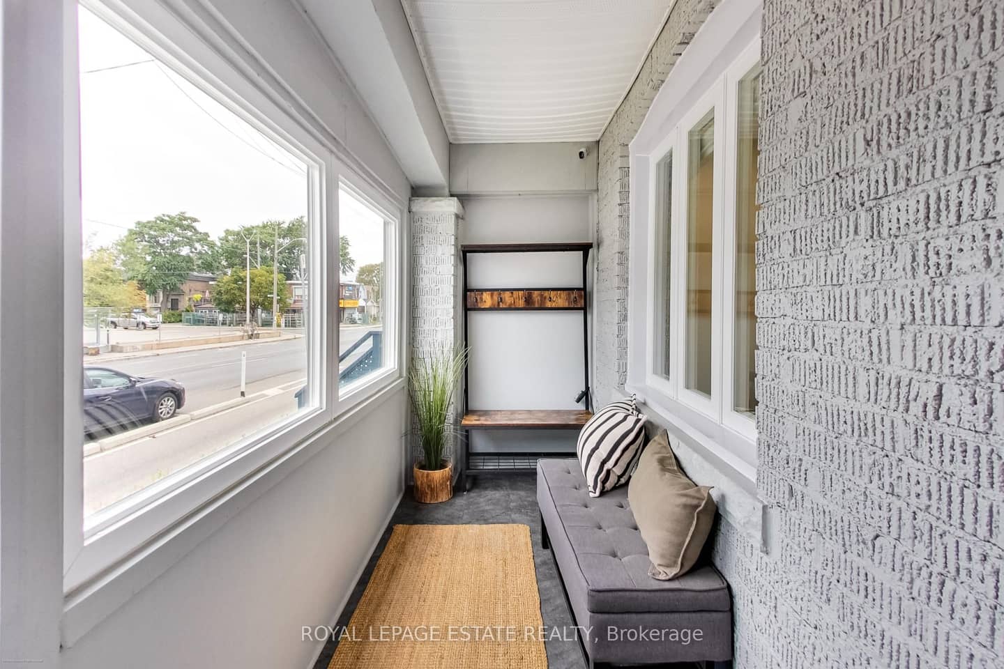 1265 Woodbine Avenue, Toronto, ON M4C 4E5
