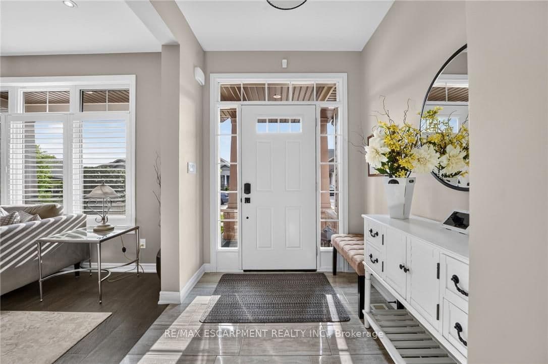 62 Forestview Court, West Lincoln, ON L0R 2A0