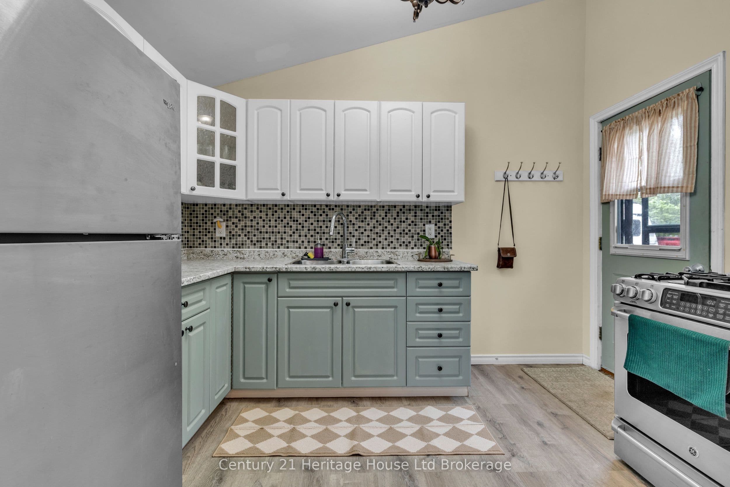 674 Hayball Street, Woodstock, ON N4S 4Z4